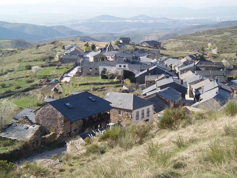 Hotel Rural La Casa Del Peregrino El Acebo de San Miguel Zewnętrze zdjęcie